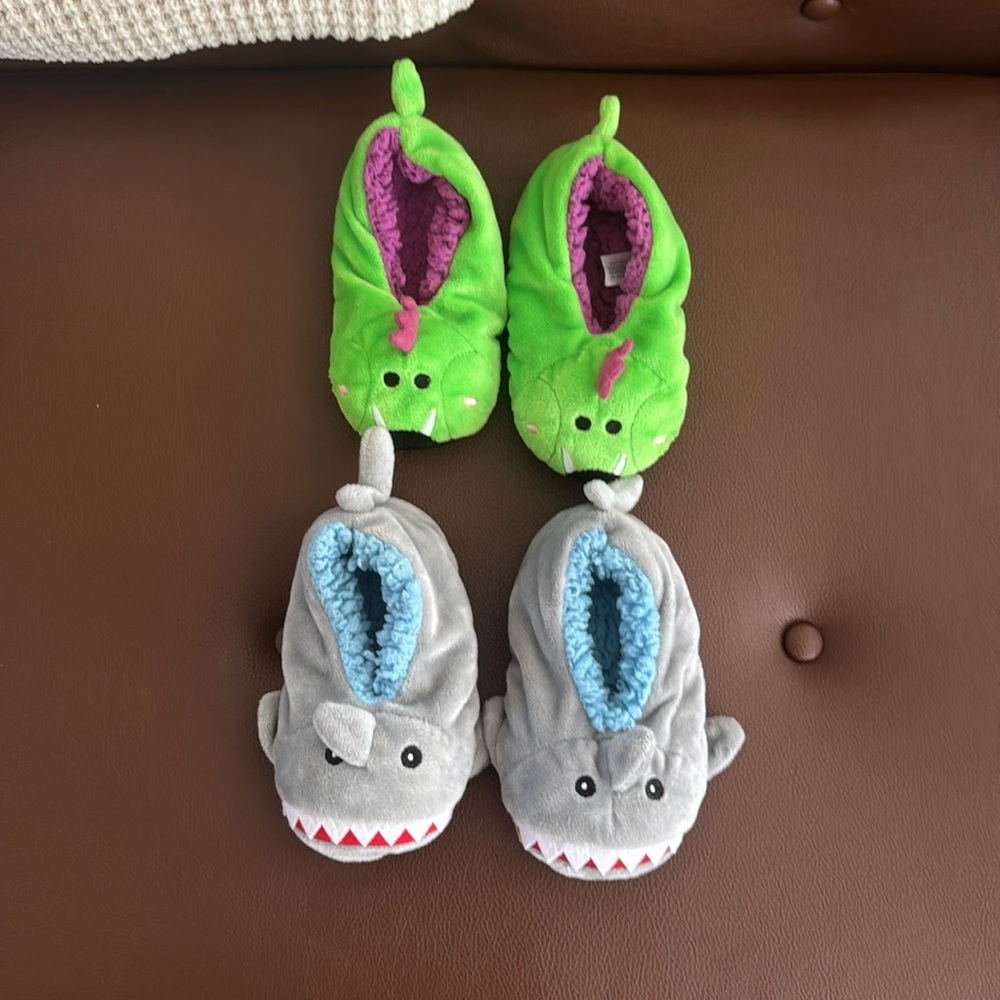 Two pairs of kids slippers